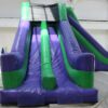 Toboggan gonflable ventilé pour bord de piscine, non-décoré.