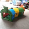 Train de 3 wagons, jeu d'occasion état neuf, modèle d'exposition. Fabrication européenne, CE, plastique de qualité - Lukylud.