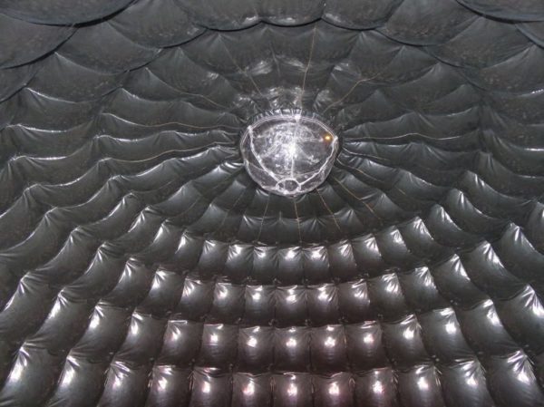 Château gonflable mini disco avec lumière