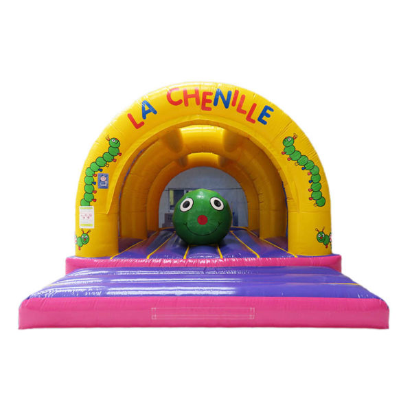 Obstacle chenille gonflable sous arche