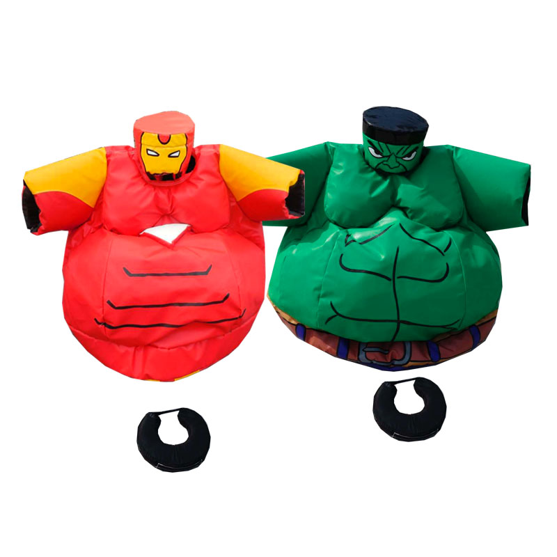 Costume sumo mousse Hulk contre Ironman. Très modernes !