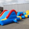 Parcours aquatique piscine avec toboggan