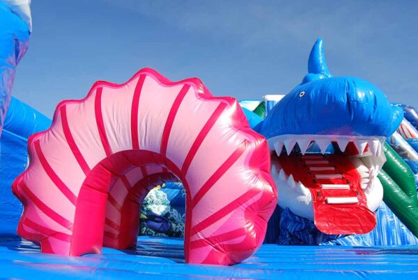 Croc enfants gonflable requin