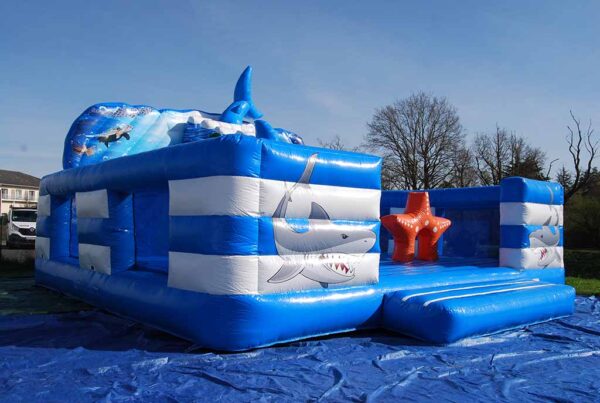 Croc enfants gonflable requin mouvement