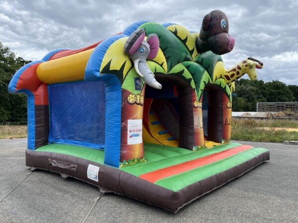 Château toboggan gonflable zoo occasion