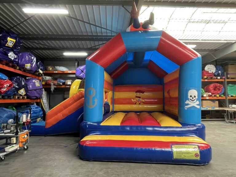 Château gonflable à réparer, service réparation de jeux gonflable Lukylud.