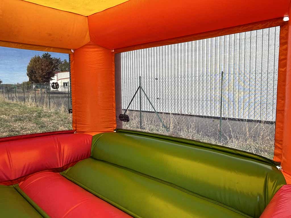 Bain de boules occasion avec filets sur les côtés
