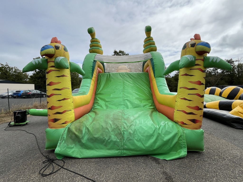 Parcours gonflable singe occasion avec jeux et toboggan